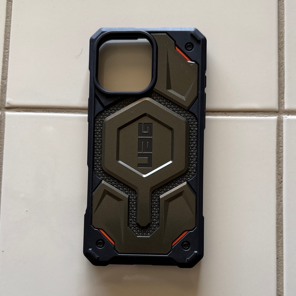 UAG Black and Olive Monarch Pro iPhone 16 Pro Max
